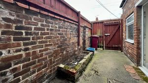 Photo 19- click for photo gallery